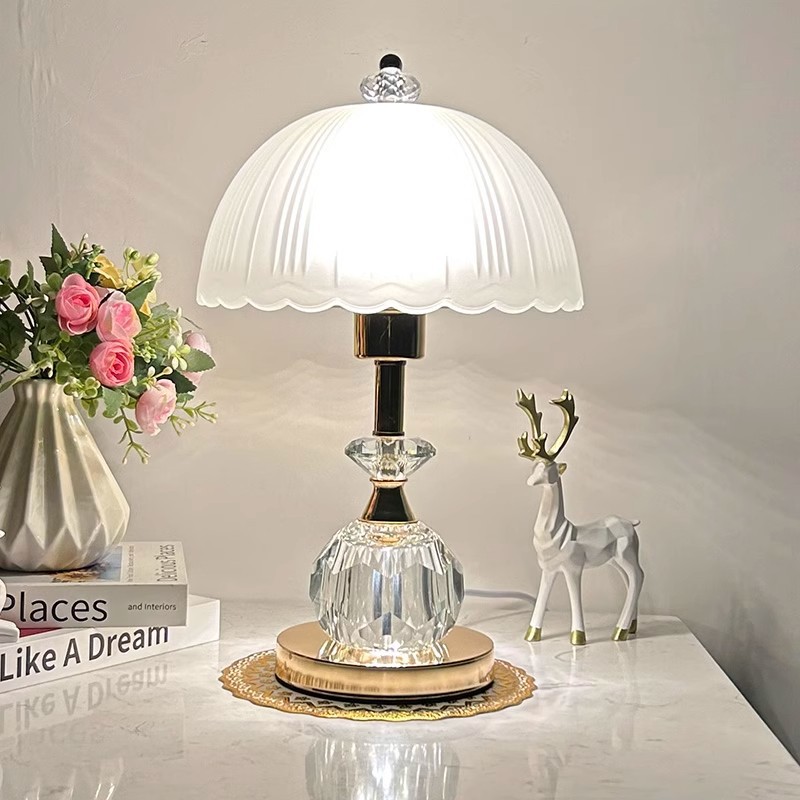 크리스탈 책상 램프 고급 패션 심플 침실 침대 옆 램프 - Desk Lamp 리뷰 및 가격