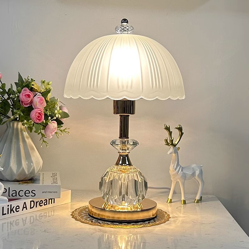 크리스탈 책상 램프 고급 패션 심플 침실 침대 옆 램프 - Desk Lamp 리뷰 및 가격